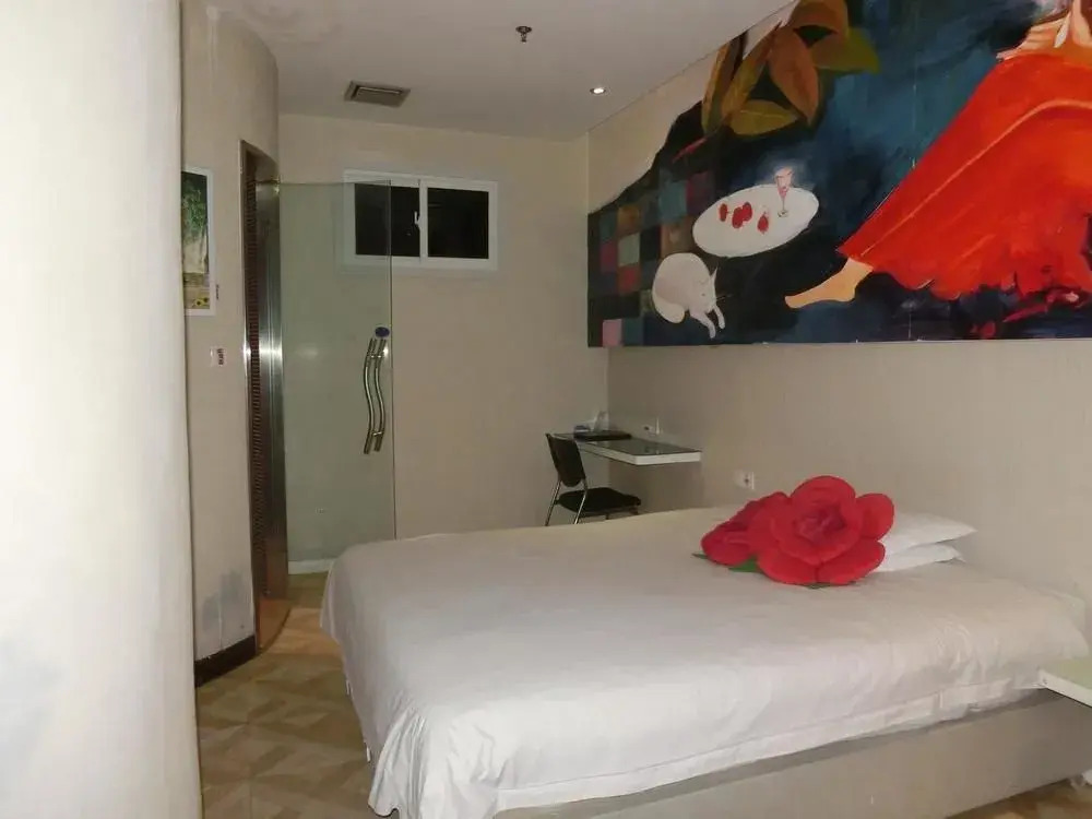 Hzmonaco Hotel