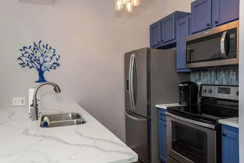 Heart of Mainstrasse Apt 1