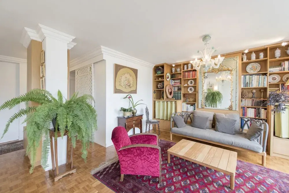 Apartment near Pont de Grenelle
