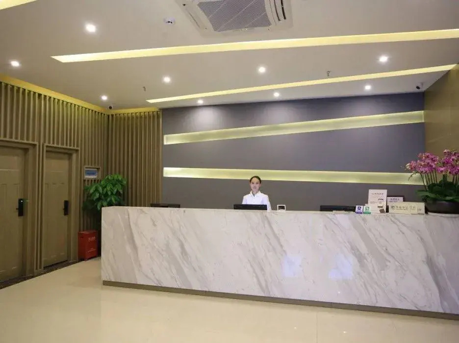 Shenzhen Yayuan Port Hotel