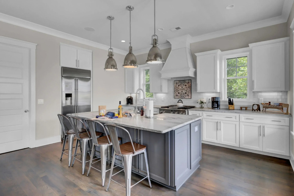 Blue Heron Manor by Avantstay Ocean View + Saltwater Pool