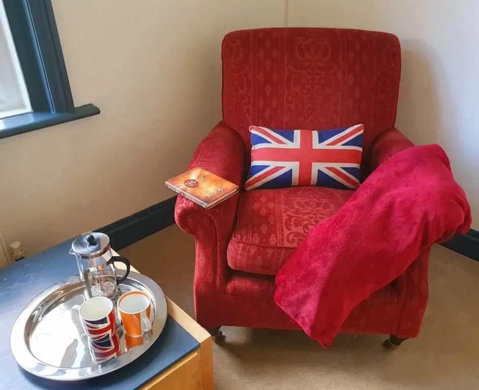 Charming 2-bed Apartment in Bournemouth
