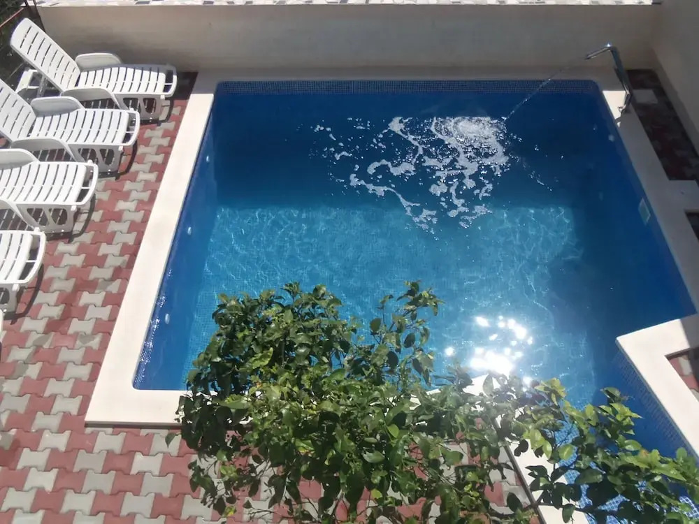 Modern Apartment in Okrug Gornji With Swimming Pool