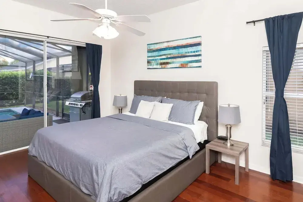 New Ownership 7BR Close to Disney
