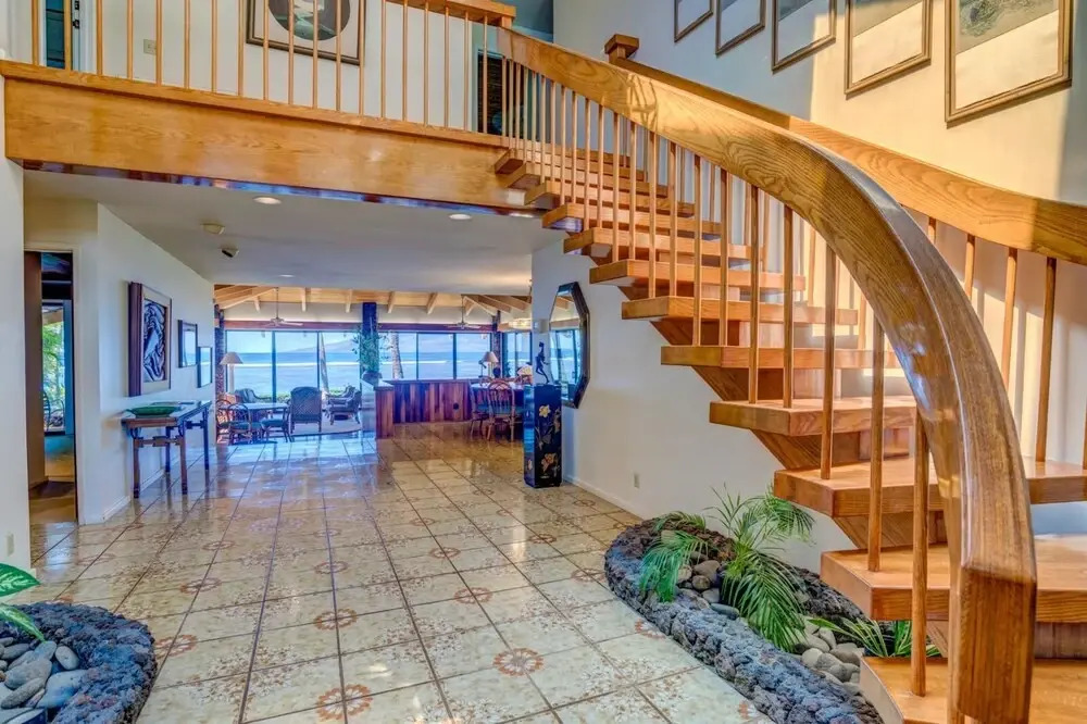 K B M Resorts- Bay-35 Presidential 5bd, 5ba Beach-front Estate, A/c, Private Yard!