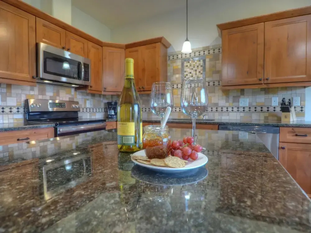 Coyote Ridge - 4 Br Condo