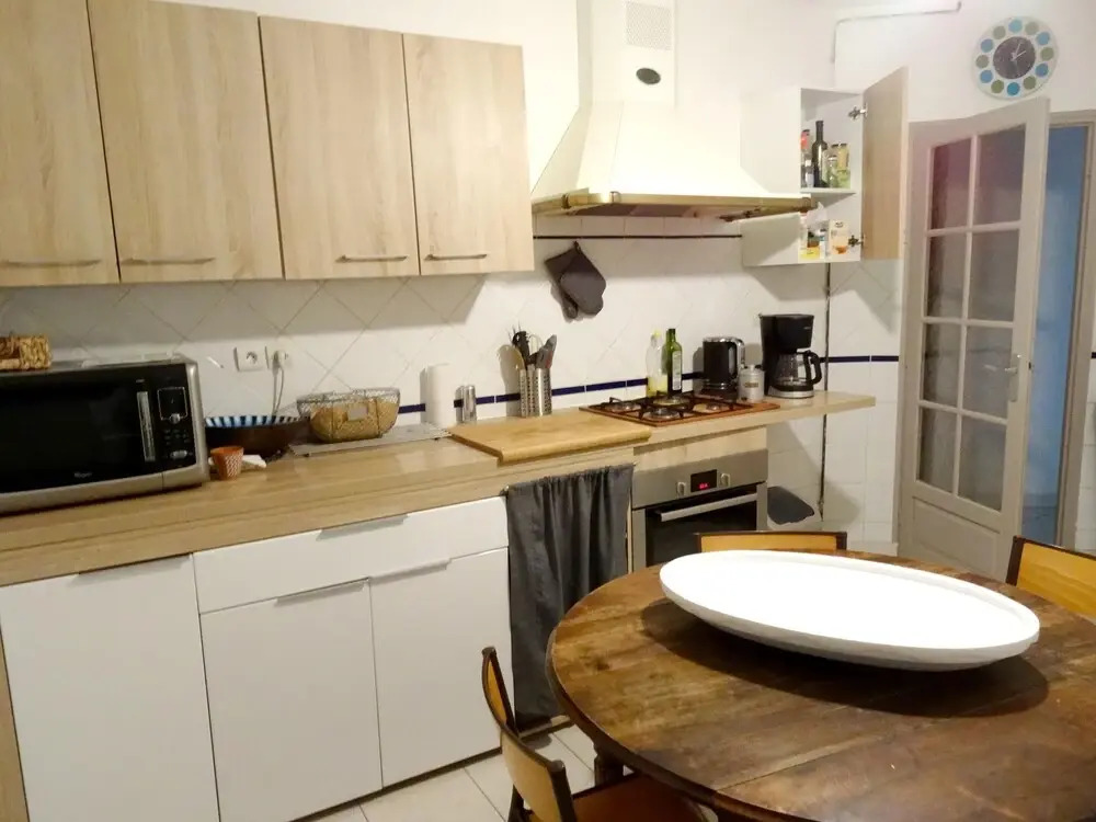 House With 4 Bedrooms in Rochefort, With Enclosed Garden and Wifi