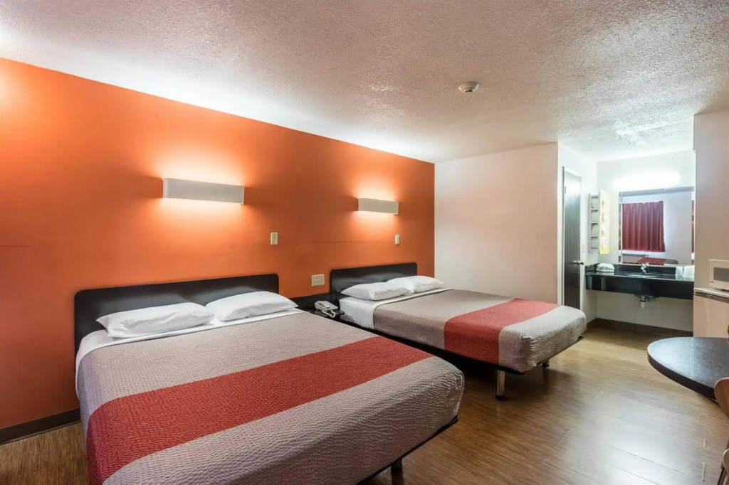 Motel 6 McMinnville