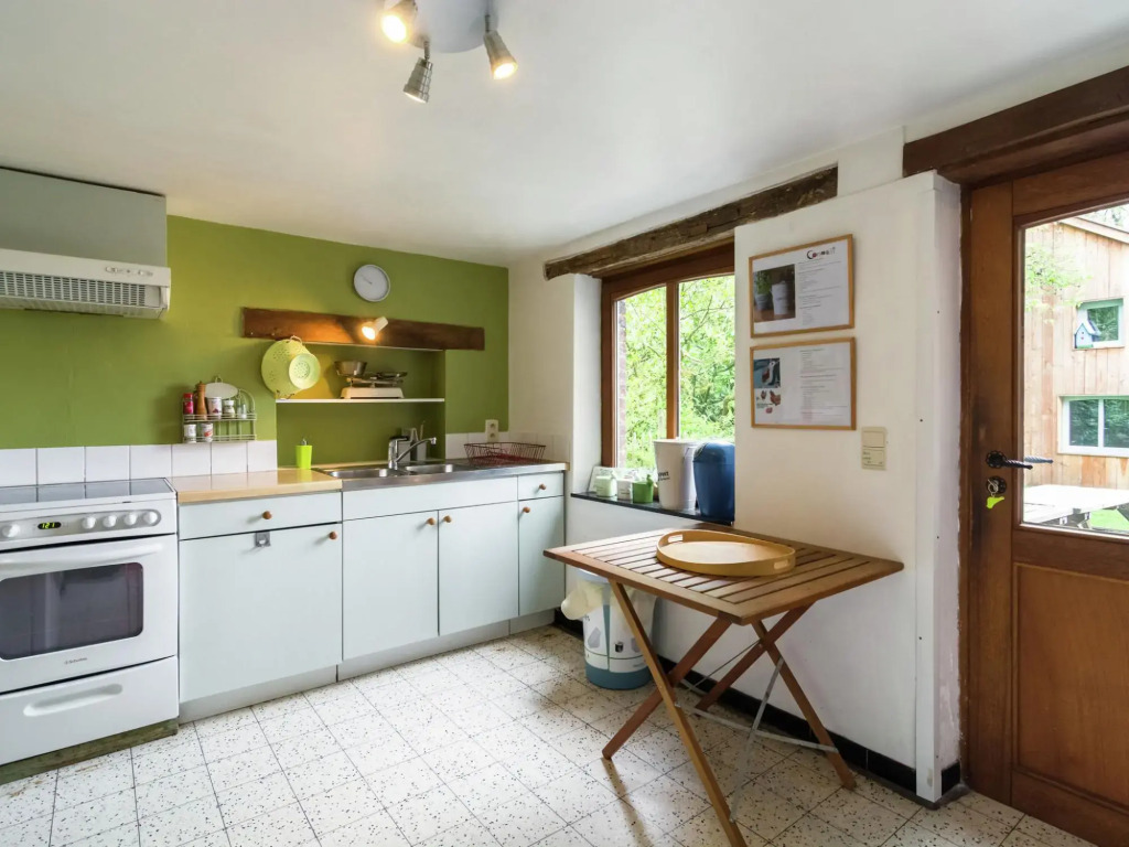 Pleasant Holiday Home With Garden in Ciney