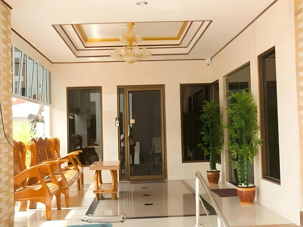 Sorrento Hotel and Residence