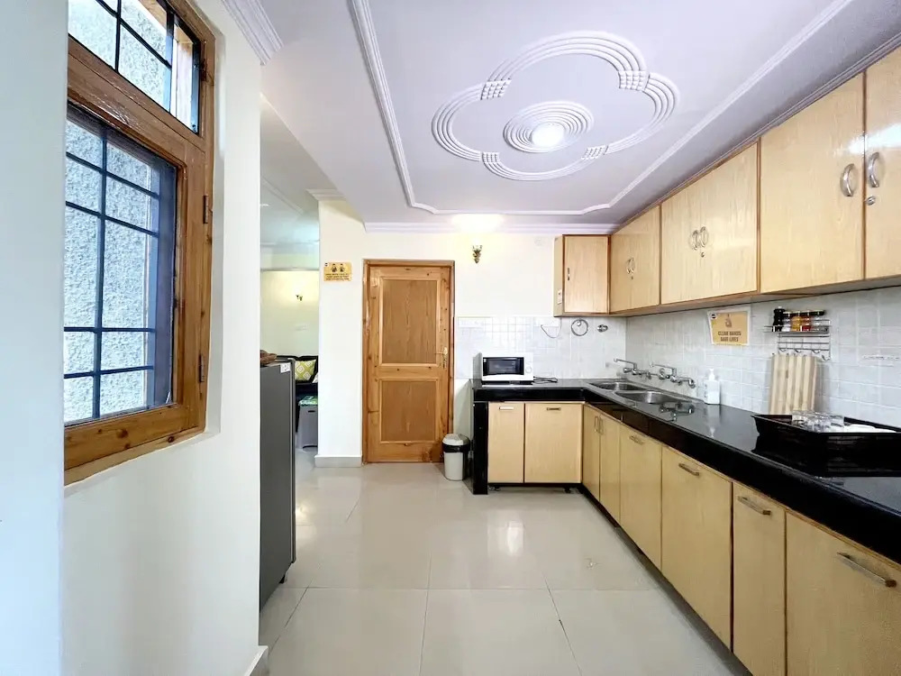 Hill Songey by Dumnu Homes