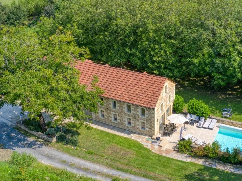 Maison spacieuse avec piscine privée et animaux acceptés - FR-1-616-6