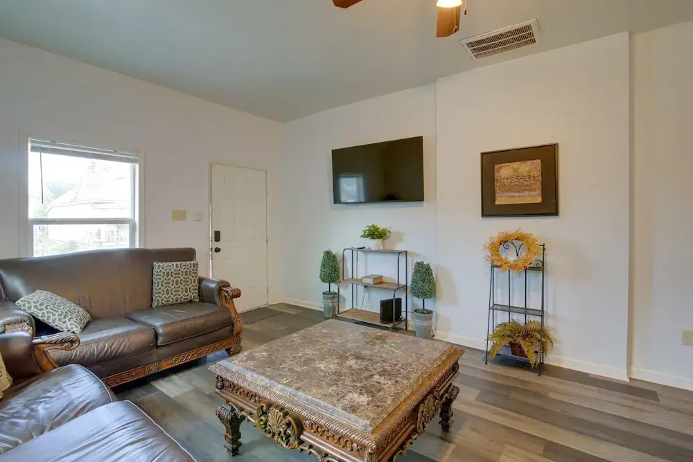 Centrally Located Memphis House: 2 Mi to Beale St!