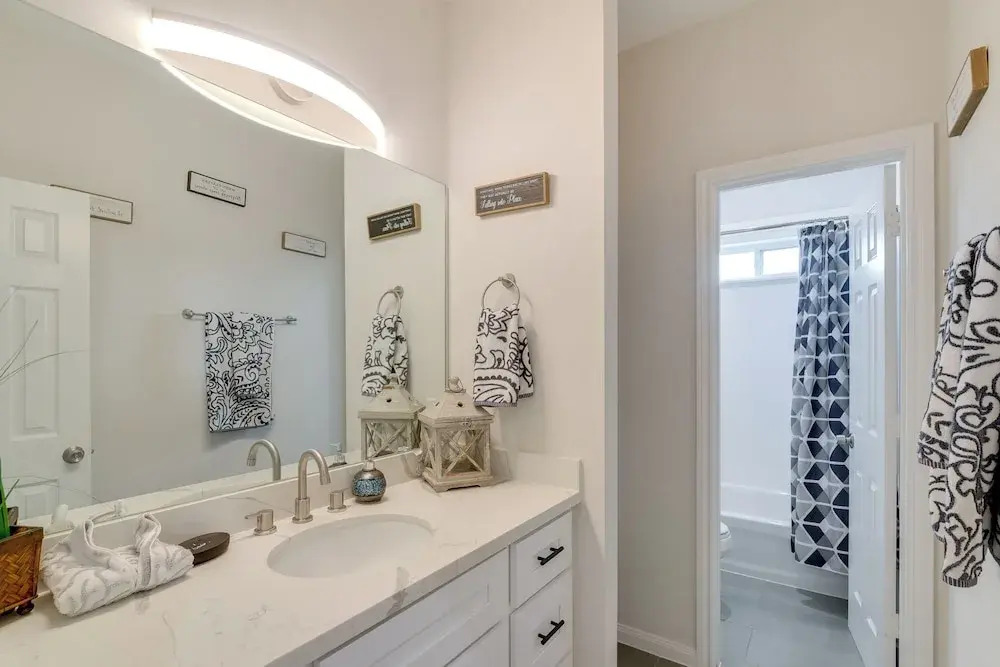 10 Mi to Downtown Houston: Family Home w/ Yard