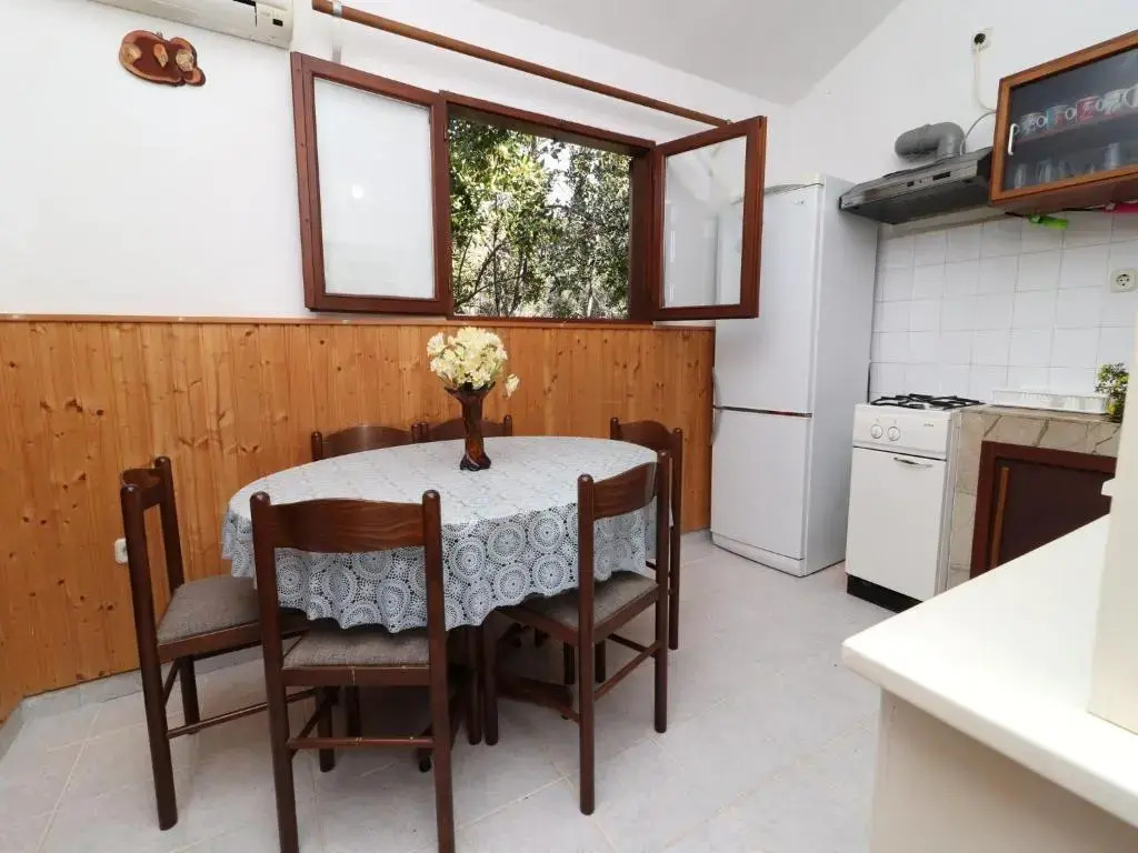 Holiday House Danica