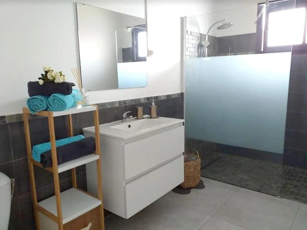 House With 3 Bedrooms in Saint Joseph, With Wonderful Mountain View, Enclosed Garden and Wifi