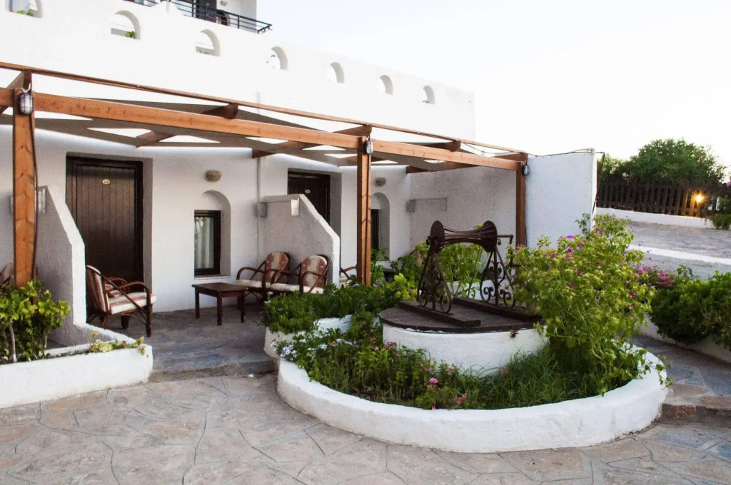 Themis Beach Hotel