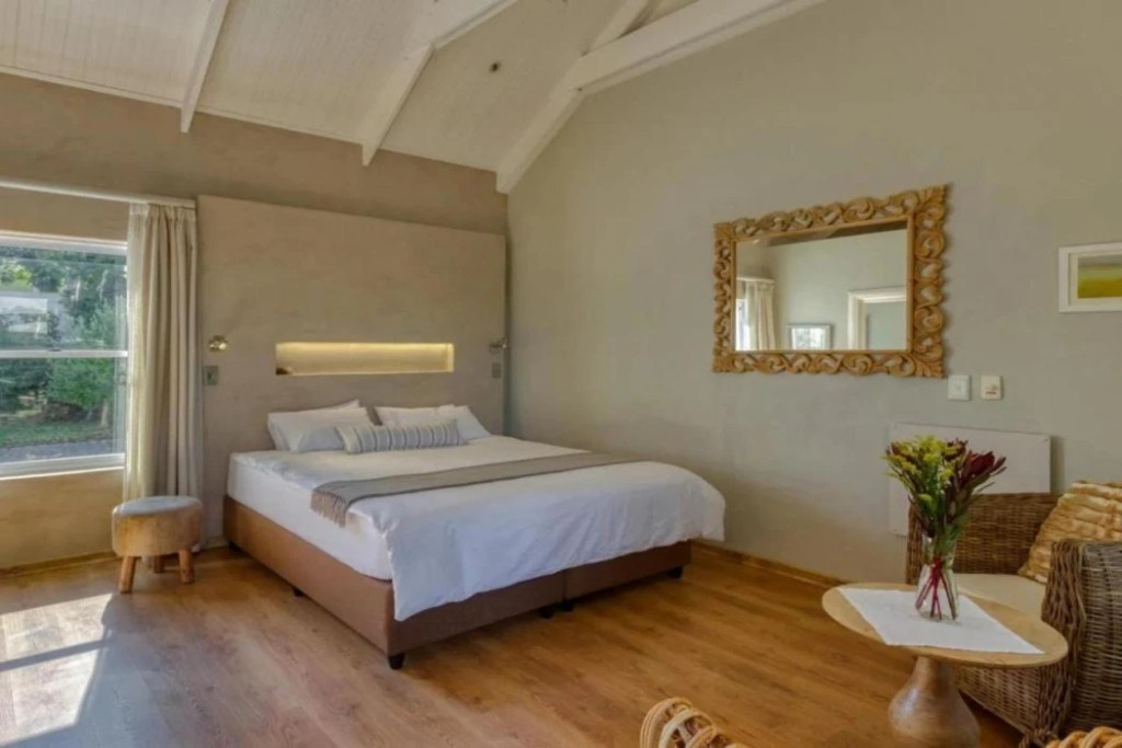 Explorer Guesthouse