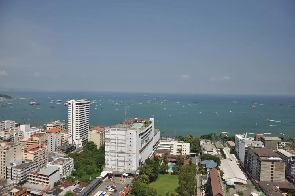 the base central pattaya seaview