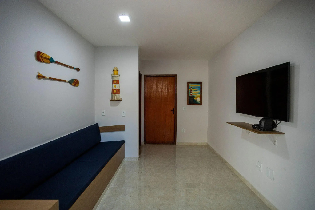 Casa com 6Qtos em Manguinhos a 300m do Mar | CC 18