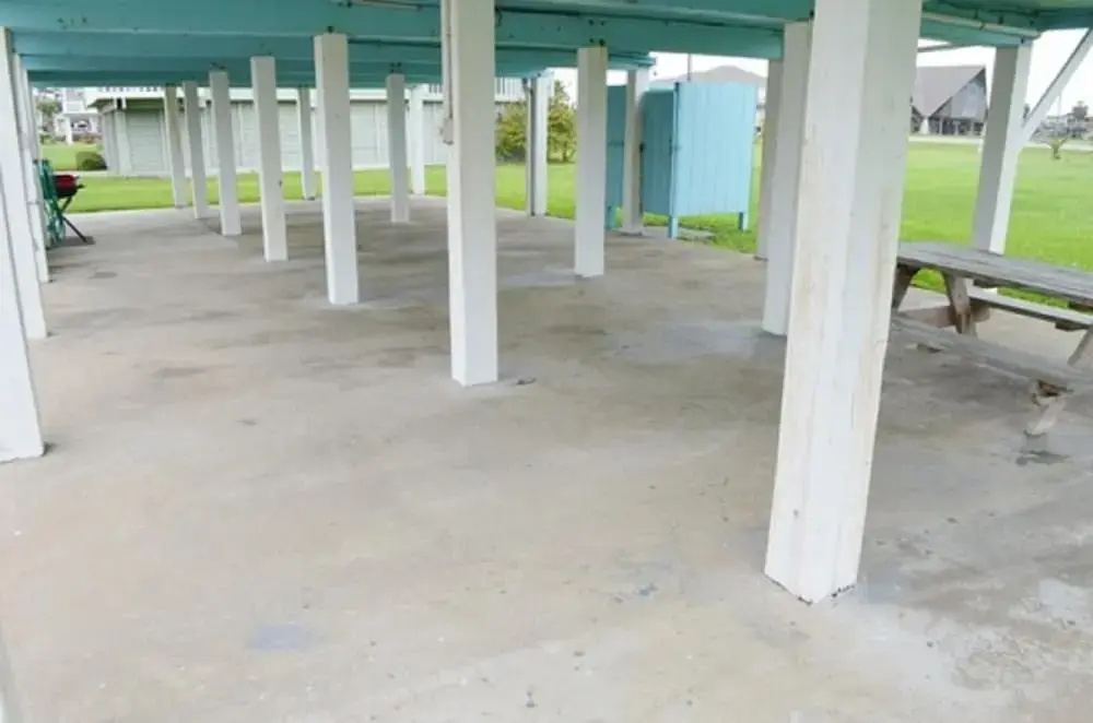2nd Row-beachside, Sleeps 12, 4 Bedrooms, Gulf Views, Wifi, 3 Tvs, Dogs Allowed
