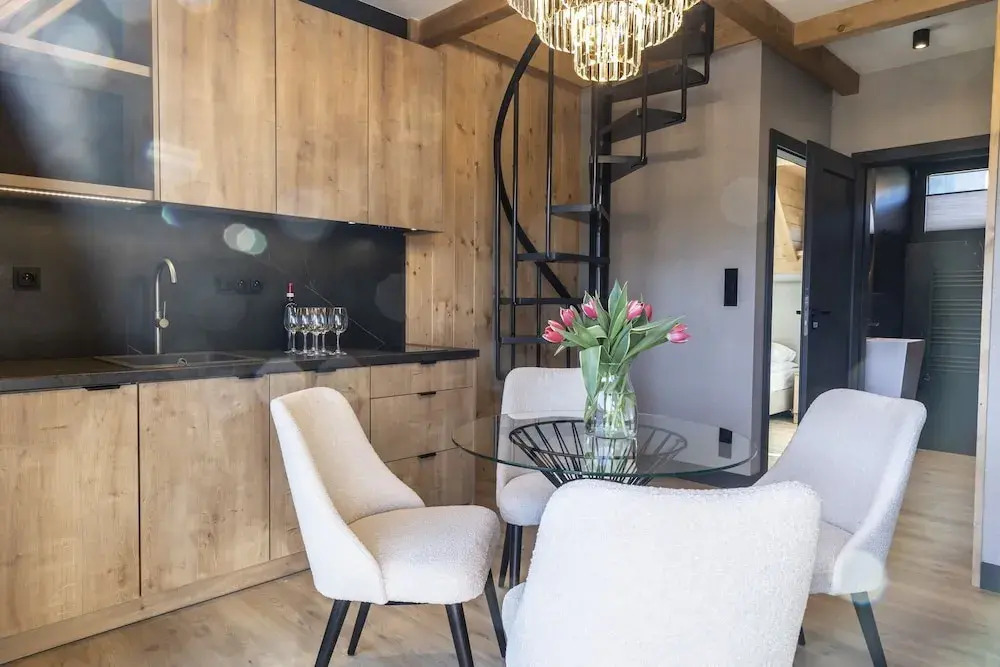 Szymaszkowa 7 - luksusowe apartamenty z widokiem na Giewont - sauna, parking w cenie - IZBY PODHALAŃSKIE