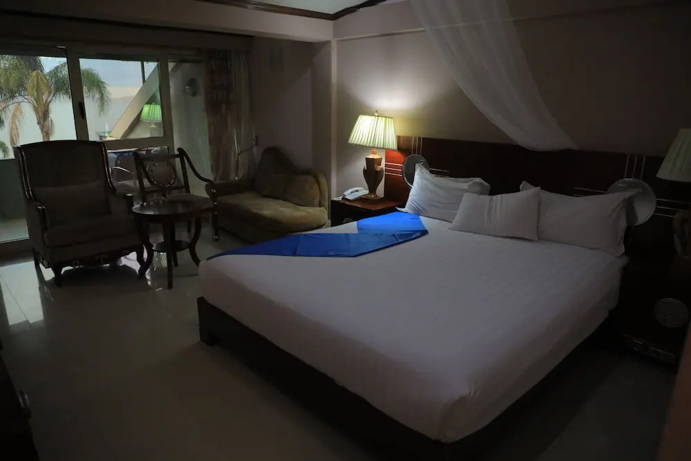 Lewi Resort and Spa