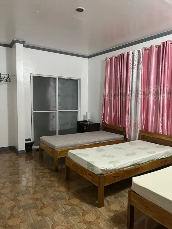 RedDoorz at Lao Singuan Homestay
