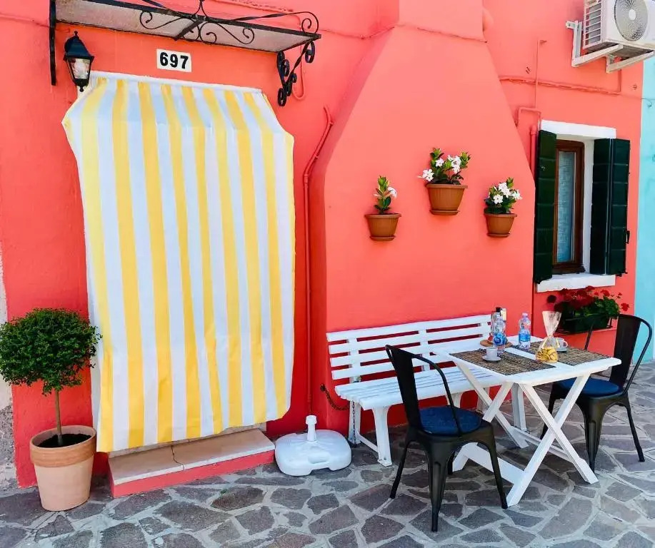 BRUNA HOLIDAYS HOUSE