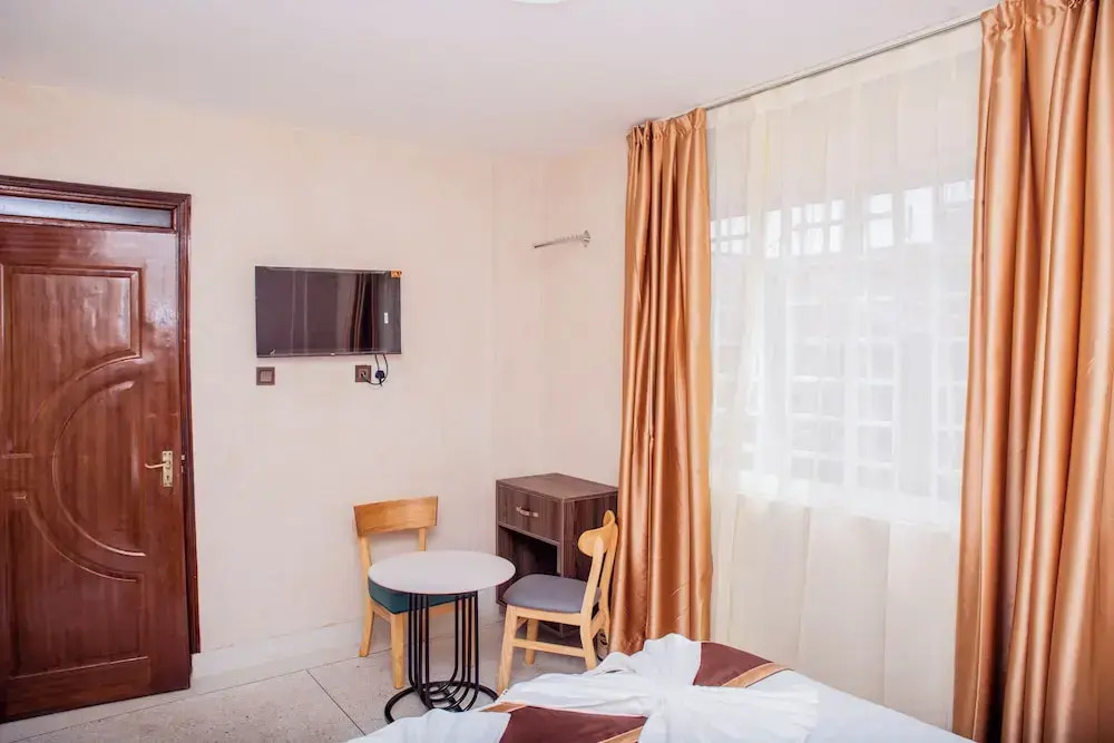 S - Tetu Inn Nairobi CBD