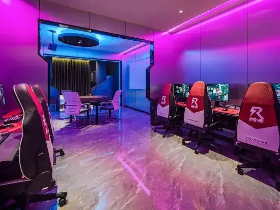 Dandong Chaoburn E-sports Hotel