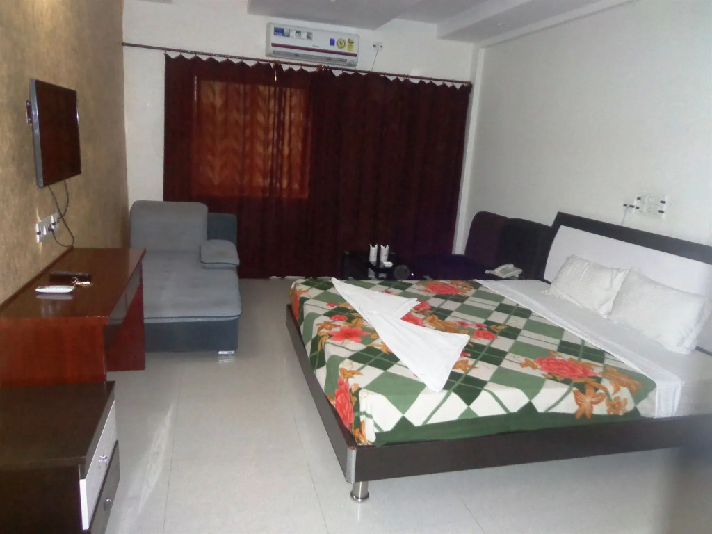 Hotel R. K. Palace