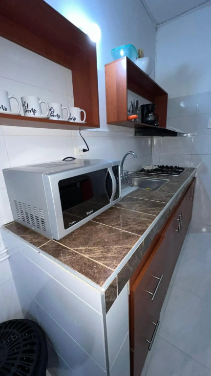 cómodo apartamento gran ubicación y a/c