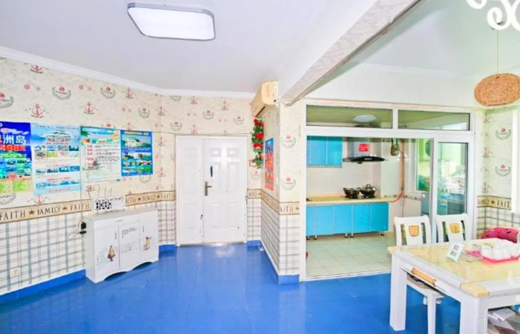Yehai Fengqingju Family Hostel