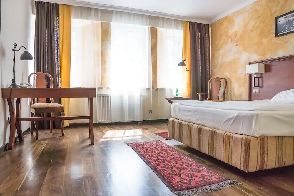 Hotel Rejs