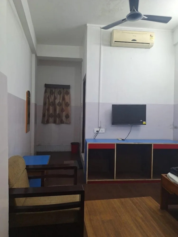 Mayur Hotel