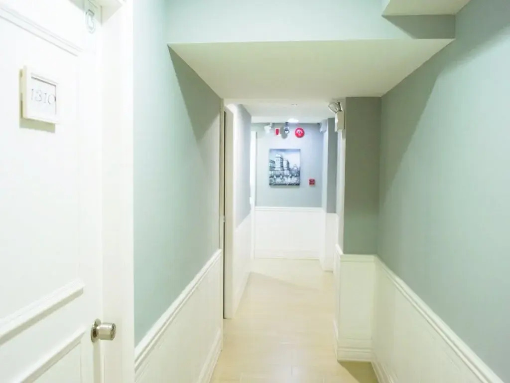 K & B Hostel