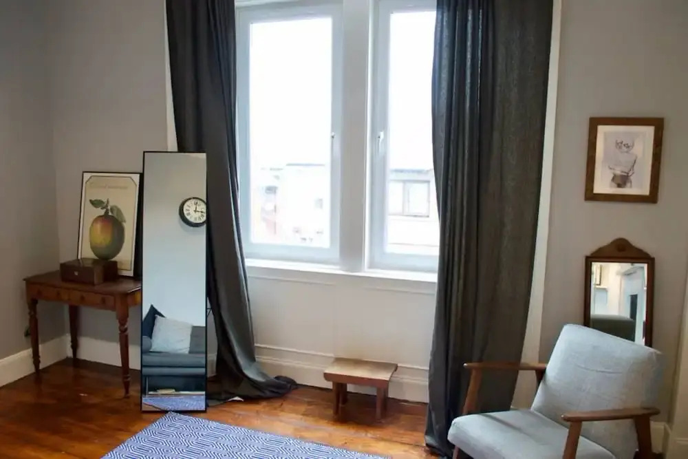 2 Bedroom Apartment Near The Shore