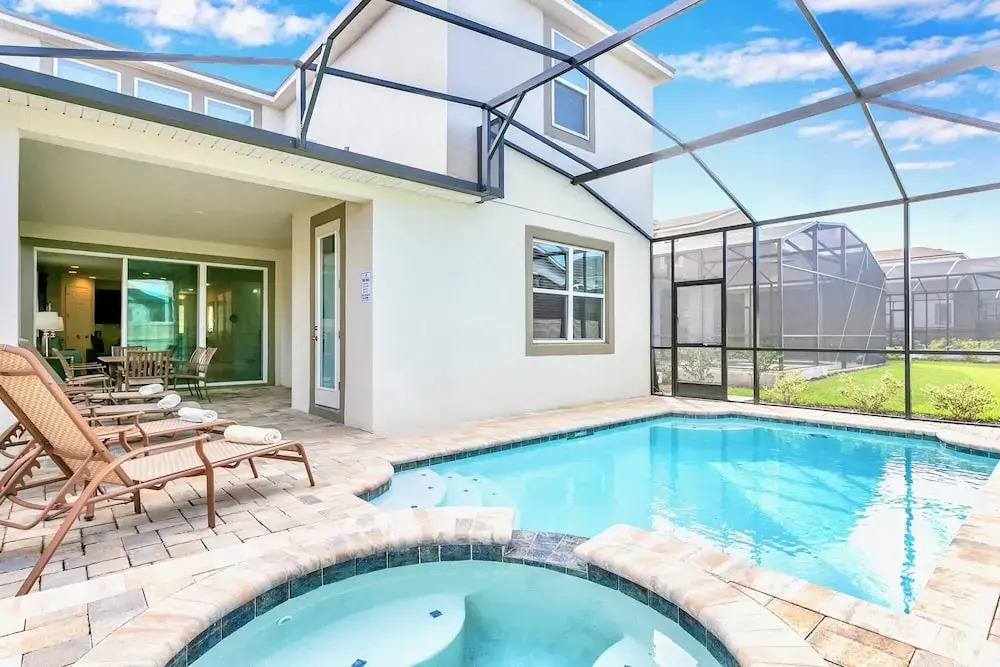 7BR Luxury Home With Hot Tub Private Pool BBQ