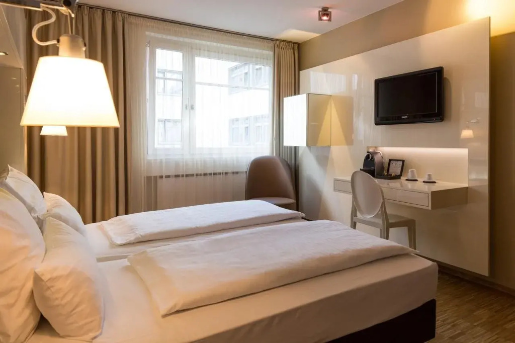 Hotel Santo