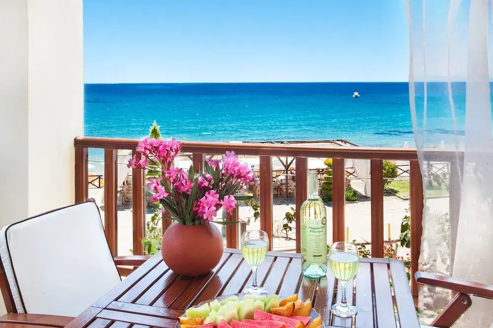 Hotel Paralio