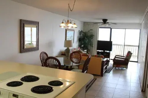 Island House Condominiums