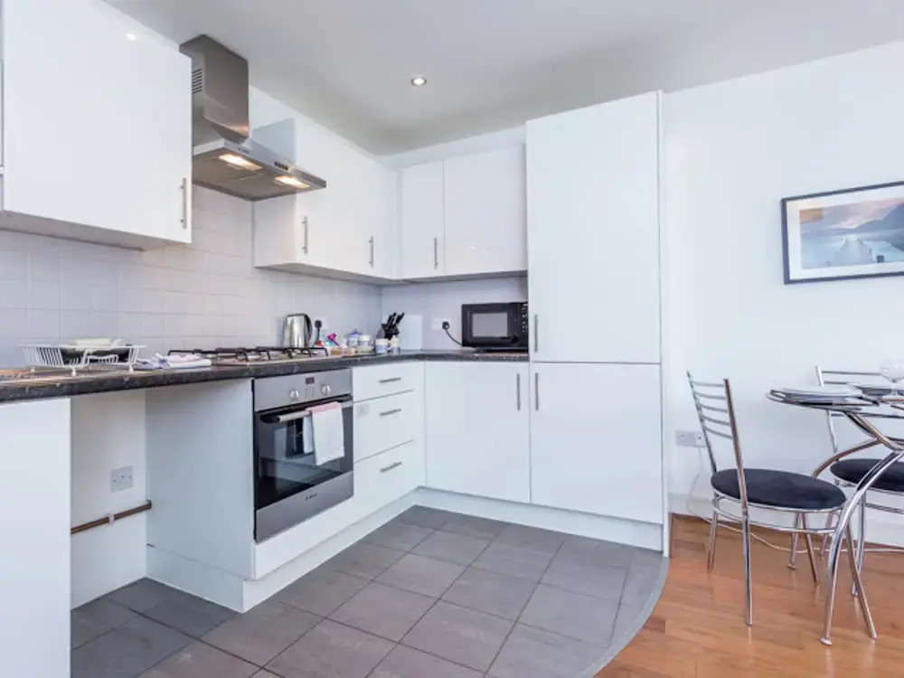 Castle Lanes - Minutes from Poole Quay, Poole Town Location