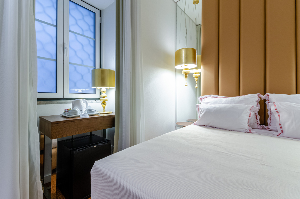 The 7 Hotel, Suites, Studios & Apartments