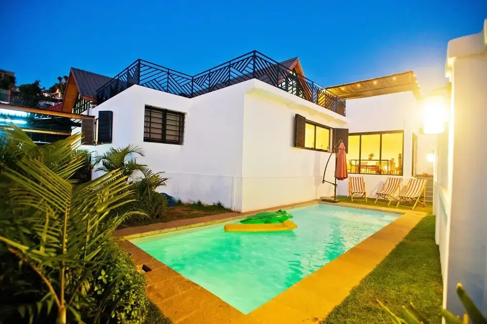 Guest house # jardin # piscine # prox centre ville