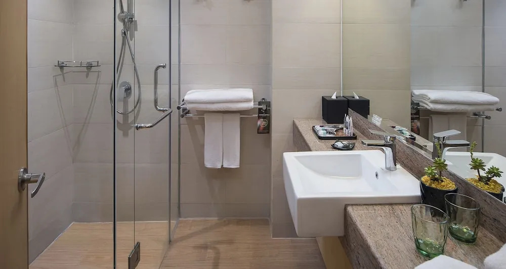 Mercure Yangon Kaba Aye