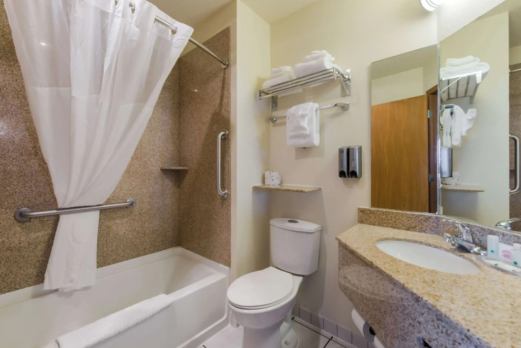 Quality Inn & Suites Red Wing