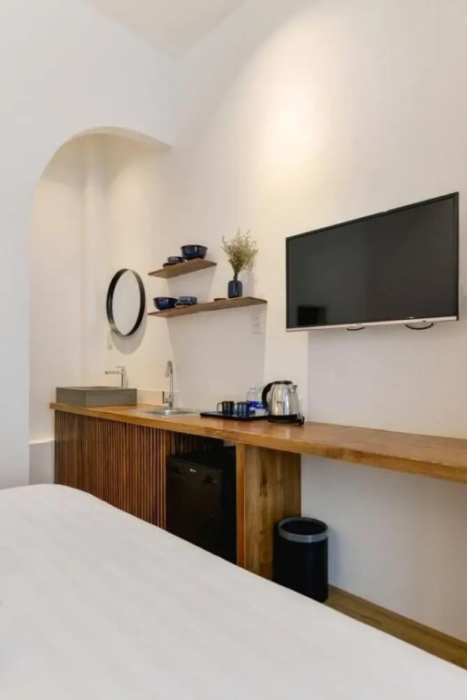 The Hut Boutique Hotel-Notre Dame