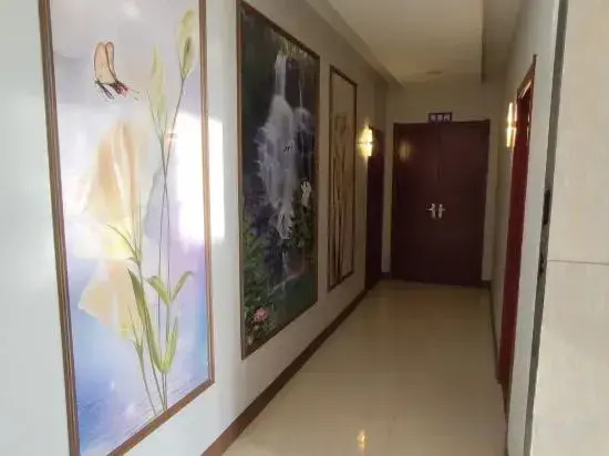 Pianguan Laoniuwan Business Hotel