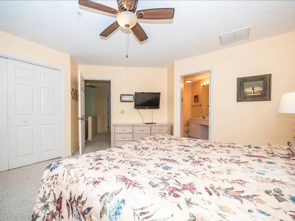Ocean Breeze 61, 3 Bedroom, Tennis, Sleeps 6, Large Pool